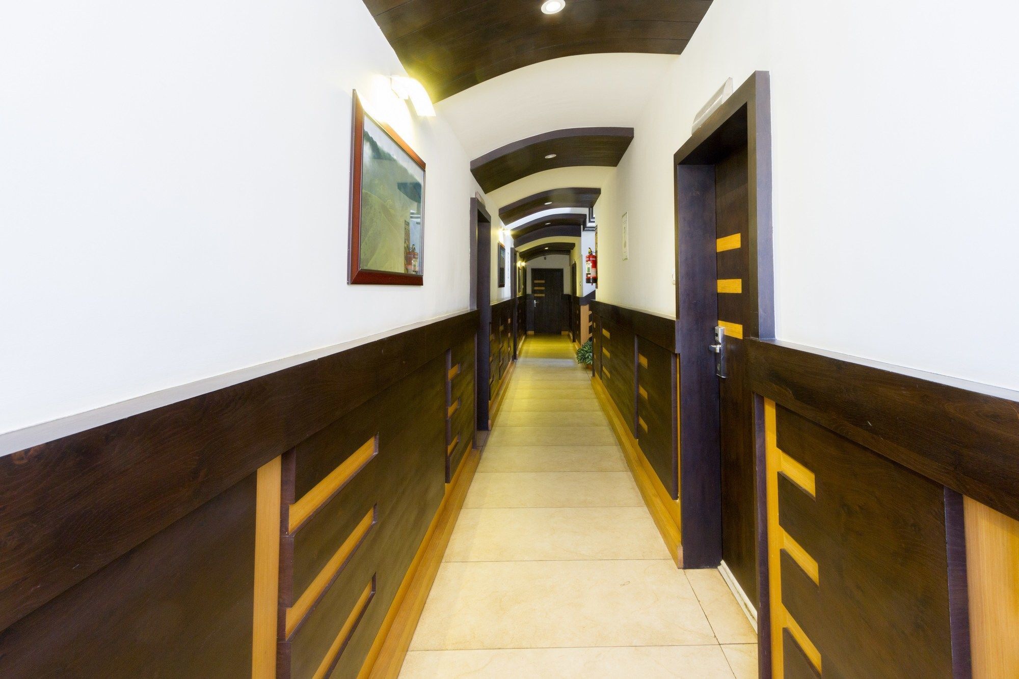 Fabhotel Sholas Residency I - Nr Rose Garden Udagamandalam Exterior photo